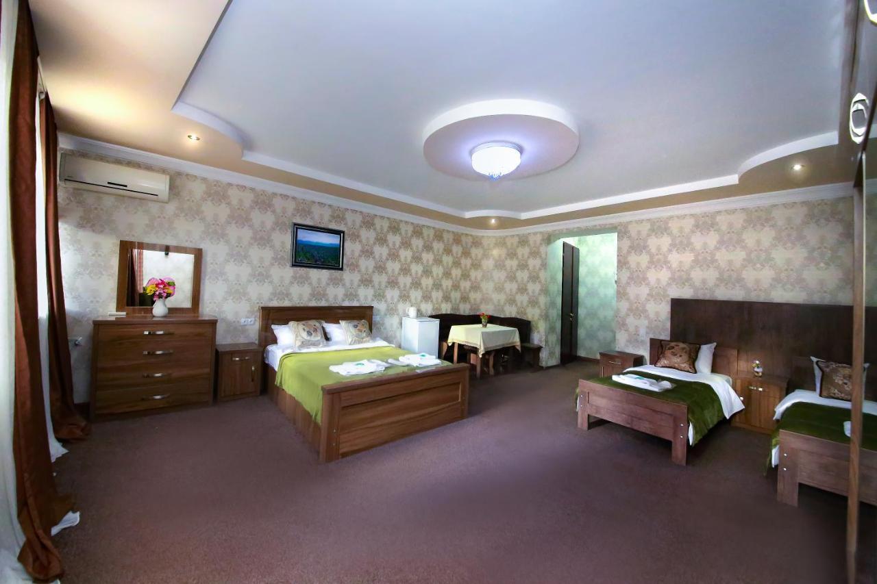 Royal Hotel Tbilisi Exterior photo